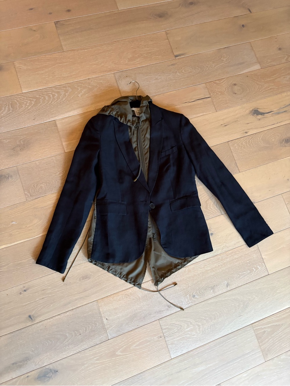 Veronica Beard Mixed Media Black Blazer w/Olive Green Hooded windbreaker dickey